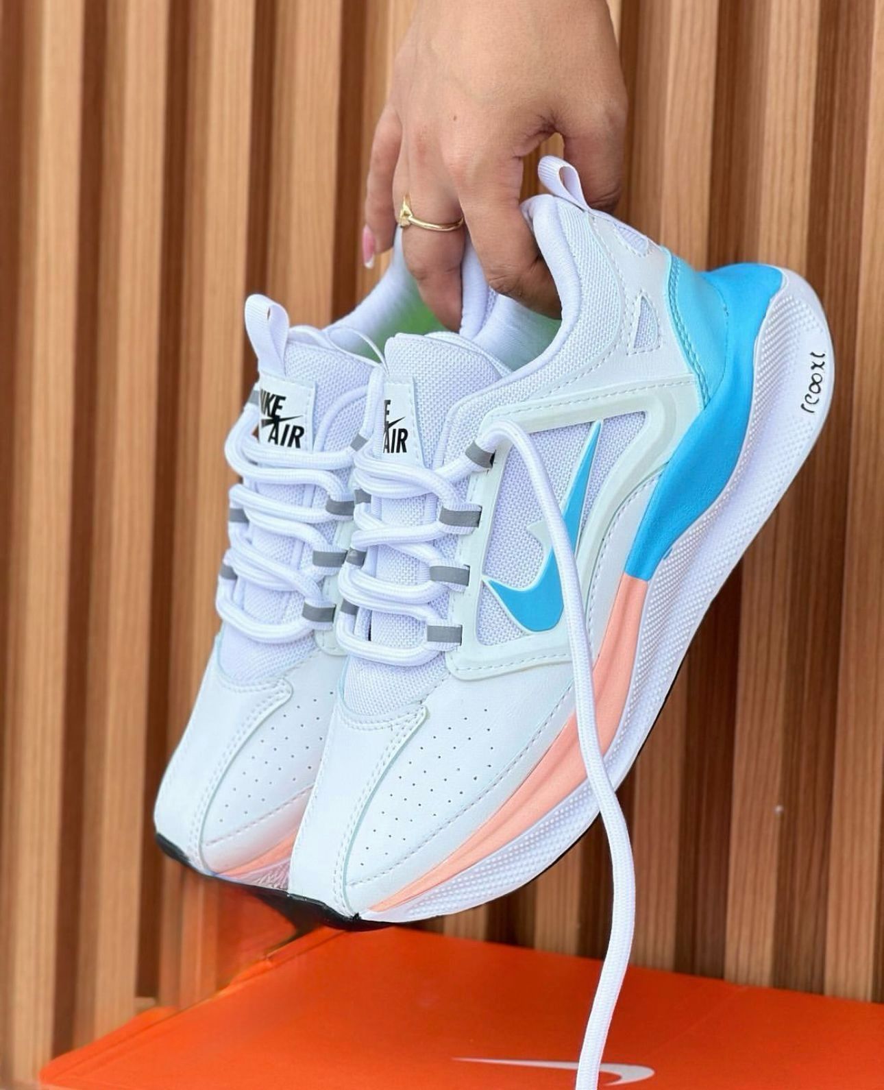 REF: 151 NIKE BAILLELI DAMA
